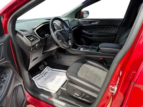 Used 2021 Ford Edge ST-Line w/ Cold Weather Package AWD/4WD image 11