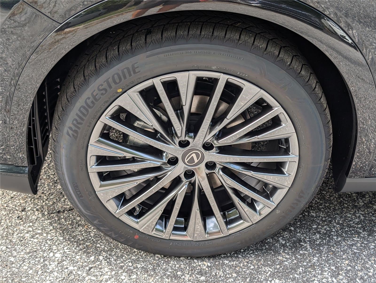 New 2026 Lexus RX 450h AWD w/ Convenience Package image 6