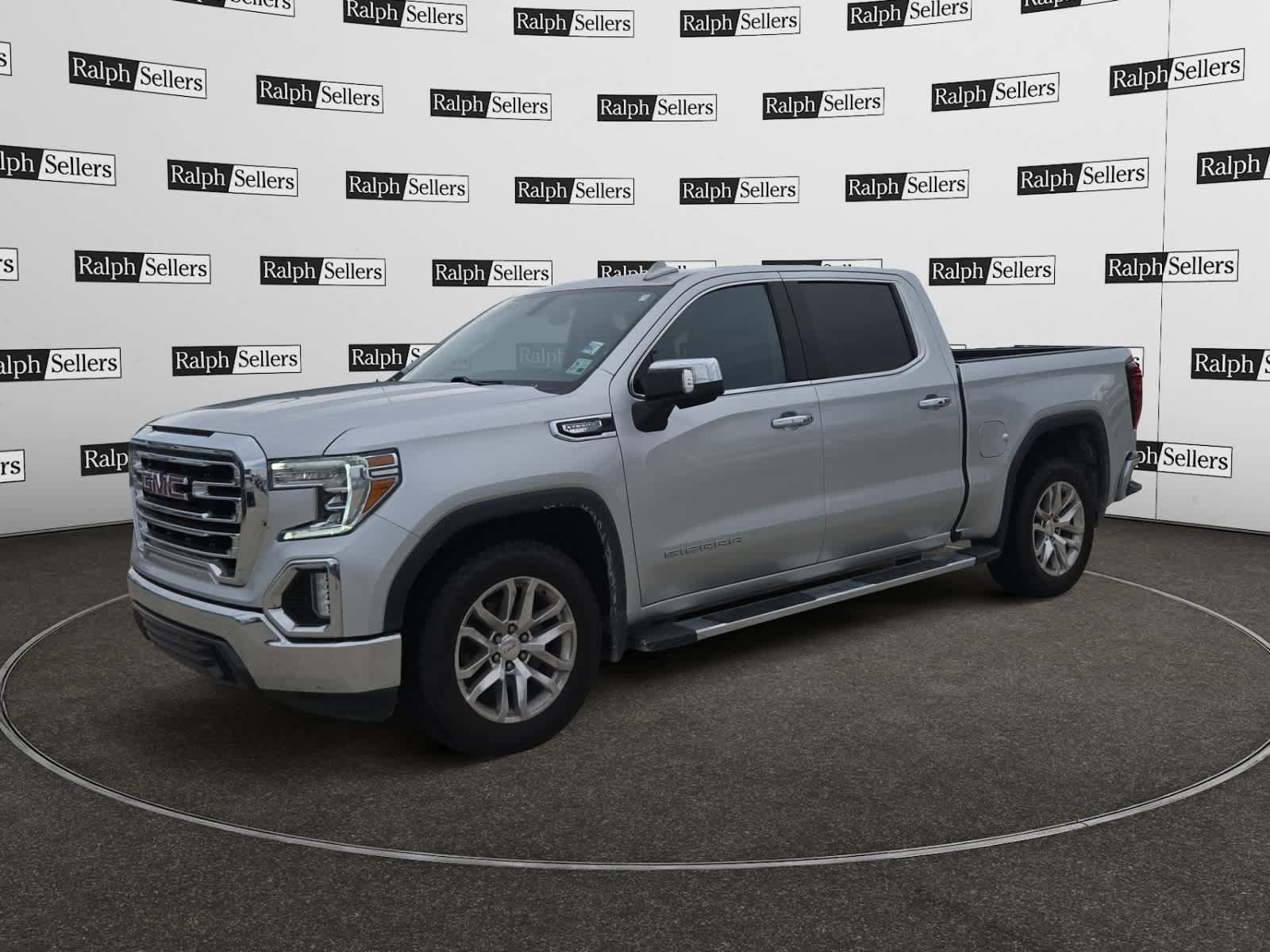 Used 2022 GMC Sierra 1500 SLT RWD image 2