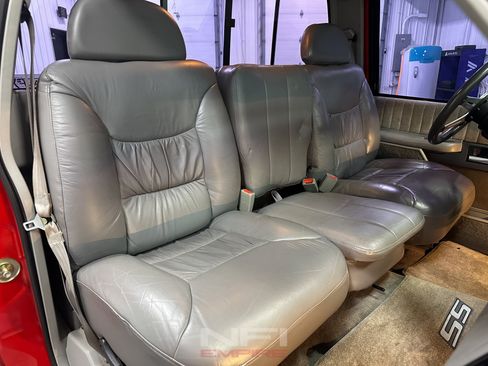 Used 1993 Chevrolet Silverado 1500 454 SS RWD image 39