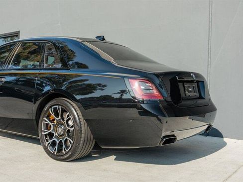 Used 2022 Rolls-Royce Ghost Black Badge image 21
