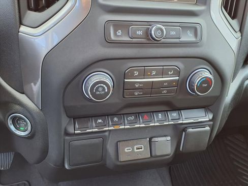 Used 2026 Chevrolet Silverado 1500 Custom image 7