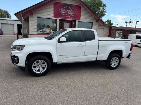 Used 2022 Chevrolet Colorado LT w/ Fleet Safety Package AWD/4WD image 5