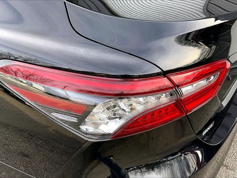 Used 2023 Toyota Camry XLE image 26