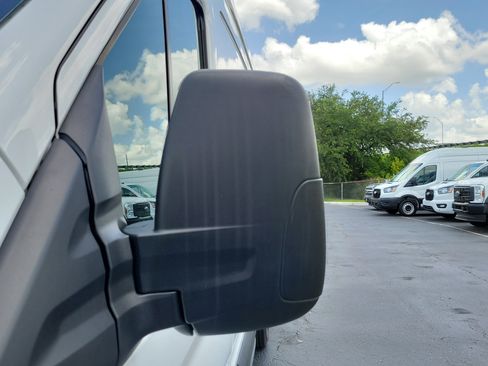 Used 2025 Ford Transit 250 148 High Roof Extended RWD image 4