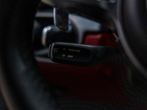 Used 2018 Porsche 911 Carrera image 39