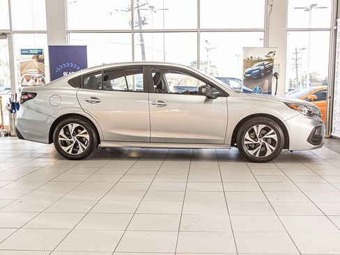 Used 2024 Subaru Legacy image 9