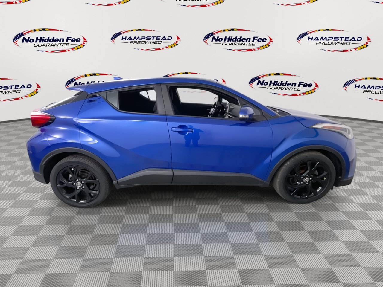 Used 2019 Toyota C-HR XLE FWD image 10