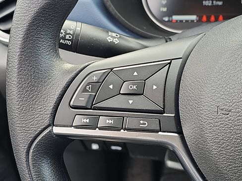 Certified 2025 Nissan Versa SV w/ Trunk Package image 21