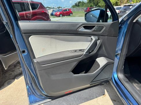 Used 2020 Volkswagen Tiguan S FWD image 15