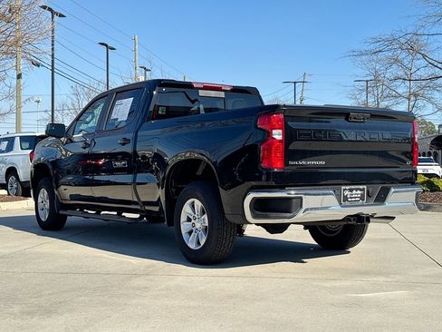 Used 2025 Chevrolet Silverado 1500 LT w/ Leather Package image 6