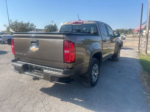 Used 2017 Chevrolet Colorado Z71 image 6