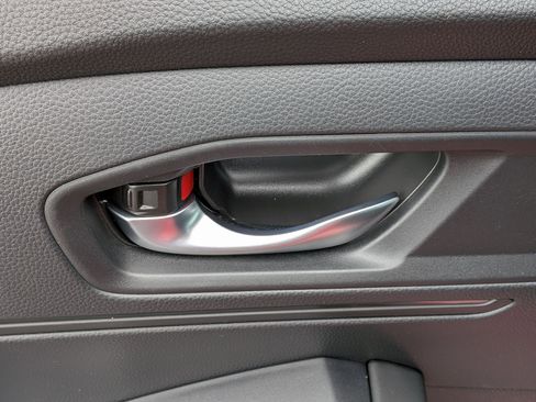 Used 2025 Honda Accord Sport image 26