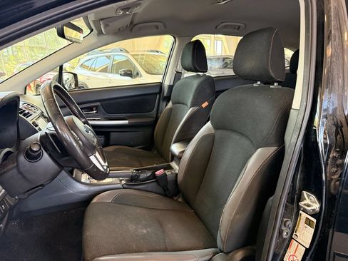 Used 2017 Subaru Crosstrek 2.0i Premium AWD/4WD image 9