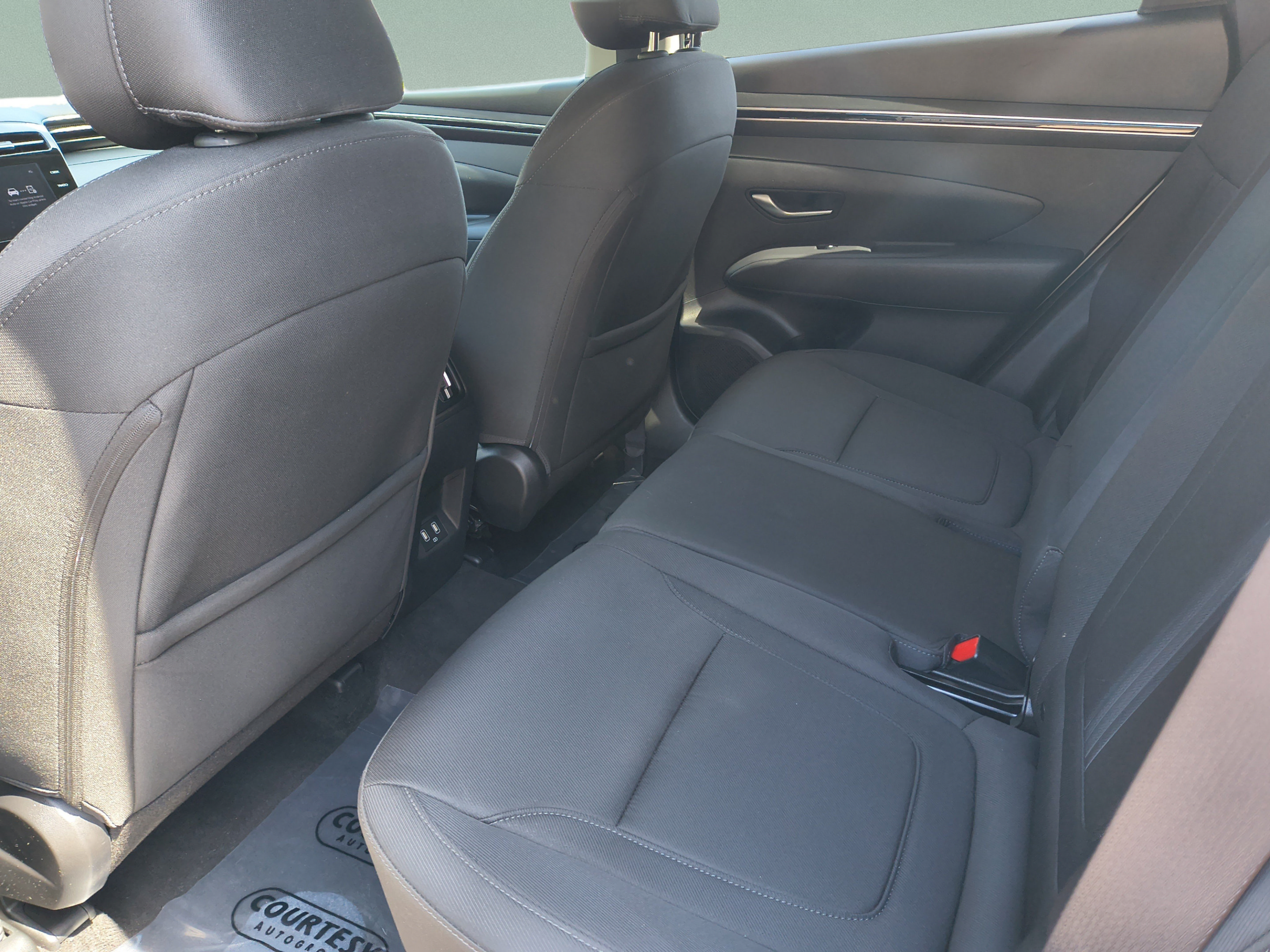 Certified 2024 Hyundai Tucson SEL AWD/4WD image 16