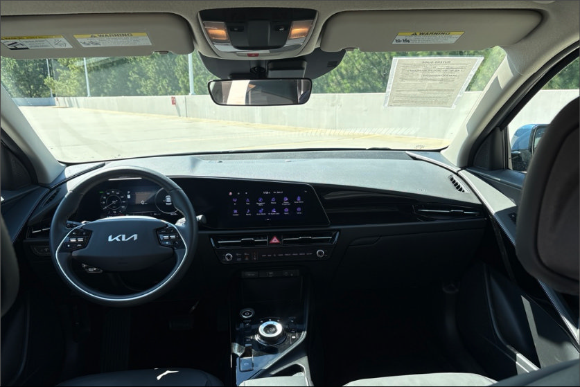 Used 2024 Kia Niro Wind FWD image 17