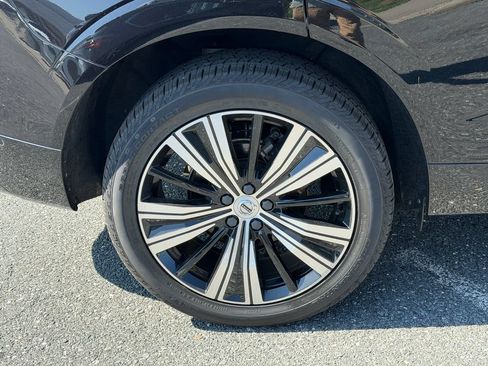 Certified 2023 Volvo XC60 B5 Ultimate w/ Climate Package AWD/4WD image 12