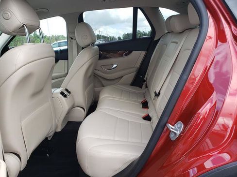 Used 2017 Mercedes-Benz GLC 300 4MATIC image 12