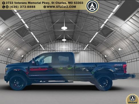 Used 2019 Ford F350 Lariat image 6