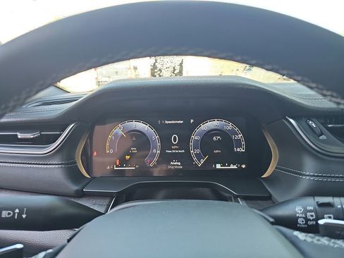 New 2025 Jeep Grand Cherokee Limited w/ Black Appearance Package image 20