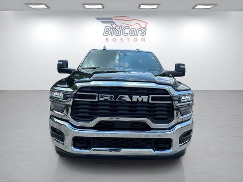 Used 2025 RAM 2500 Big Horn AWD/4WD image 2