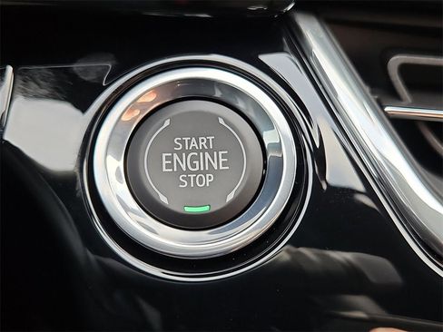 New 2026 Chevrolet Trax RS w/ Driver Confidence Package image 9