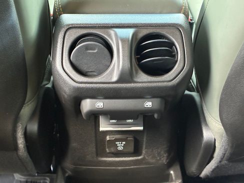 Used 2024 Jeep Wrangler High Altitude AWD/4WD image 25