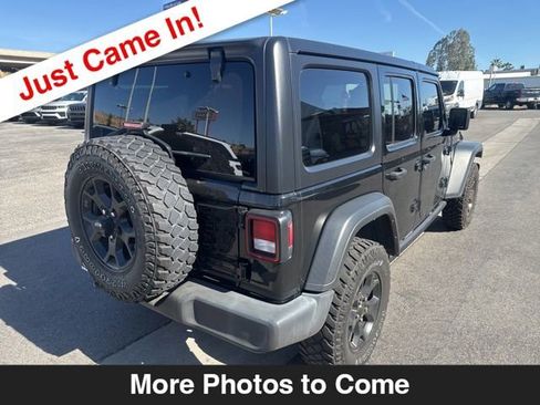 Used 2022 Jeep Wrangler Unlimited Sport image 6