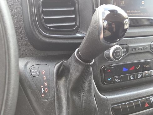 Used 2023 RAM ProMaster 2500 FWD image 29
