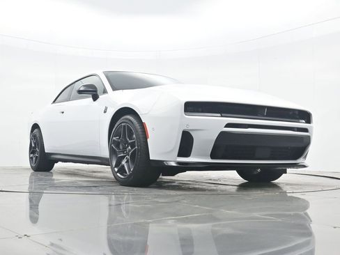 New 2026 Dodge Charger Scat Pack w/ Blacktop Package AWD/4WD image 33