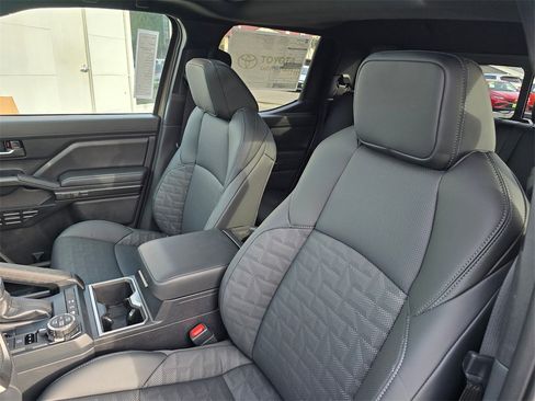 New 2026 Toyota Tacoma SR5 image 22