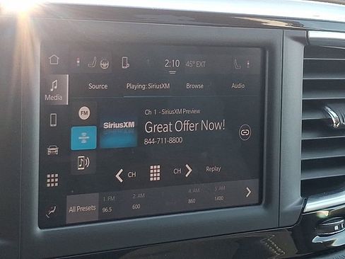 Used 2024 Chrysler Voyager LX FWD image 17