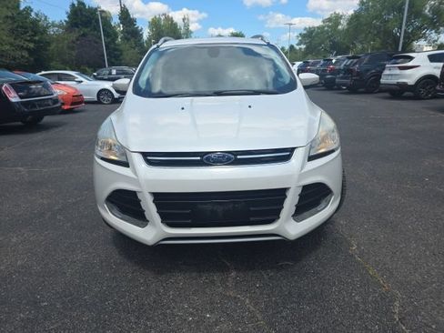 Used 2015 Ford Escape Titanium FWD image 2