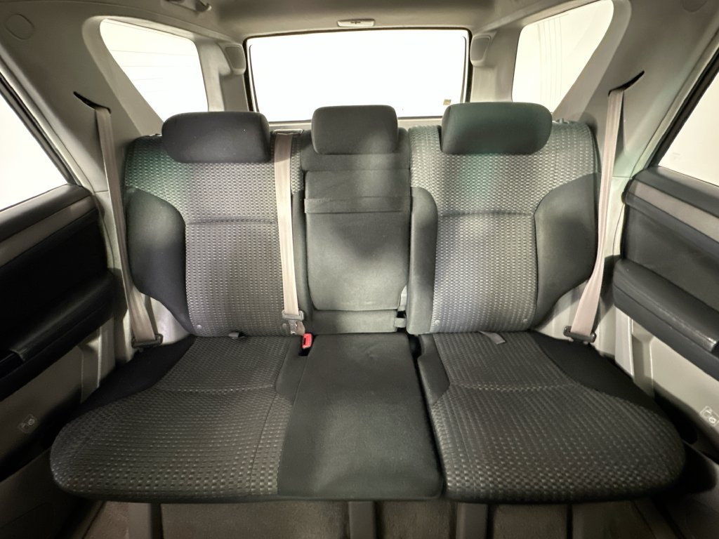 Used 2007 Toyota 4Runner SR5 AWD/4WD image 13