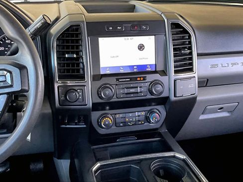 Used 2021 Ford F250 XLT w/ FX4 Off-Road Package image 7