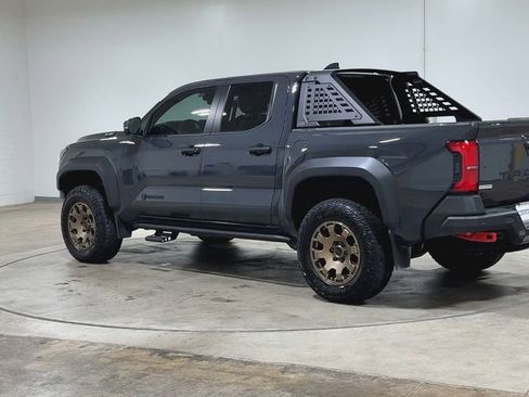 Used 2024 Toyota Tacoma 4x4 Double Cab Hybrid image 6