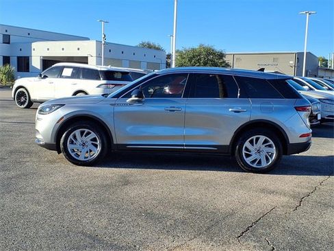 Certified 2021 Lincoln Corsair AWD image 24