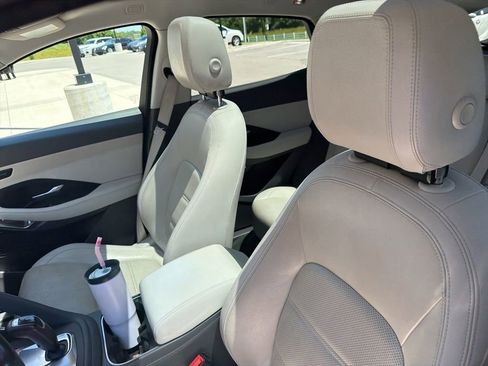 Used 2019 Jaguar E-PACE SE AWD/4WD image 21