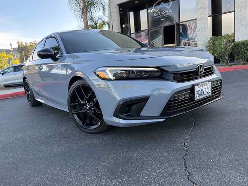 Used 2023 Honda Civic Sport image 15