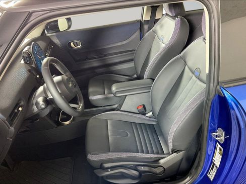 Certified 2026 MINI Cooper 2-Door Hardtop FWD image 25