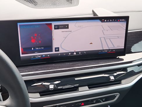 Certified 2025 BMW X7 M60i AWD/4WD image 11