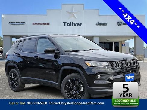 New 2026 Jeep Compass Latitude image 1