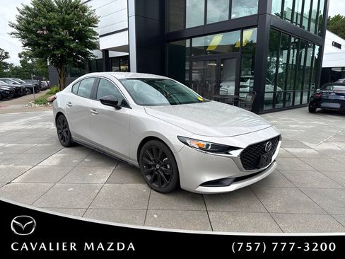 Used 2024 MAZDA MAZDA3 s FWD image 1