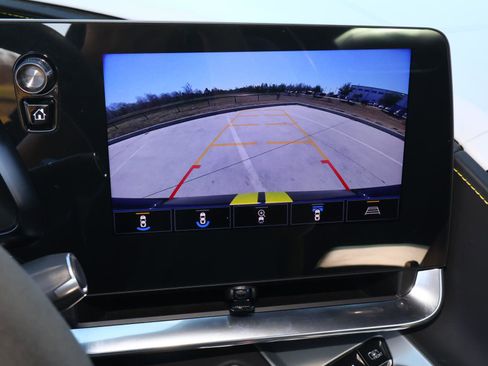 Used 2021 Chevrolet Corvette Stingray Premium Conv w/ Z51 Performance Package image 29