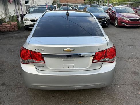 Used 2015 Chevrolet Cruze LT FWD image 11