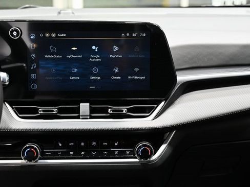 New 2026 Chevrolet Equinox LT w/ Convenience Package II image 14