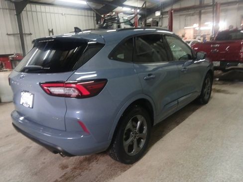 Certified 2024 Ford Escape ST-Line image 4