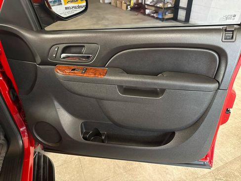 Used 2012 Chevrolet Avalanche LT AWD/4WD image 54