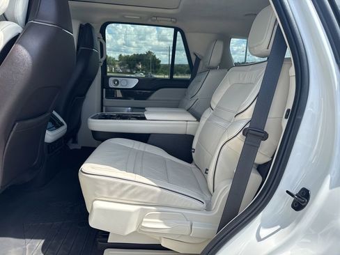 Used 2023 Lincoln Navigator Black Label AWD/4WD image 9