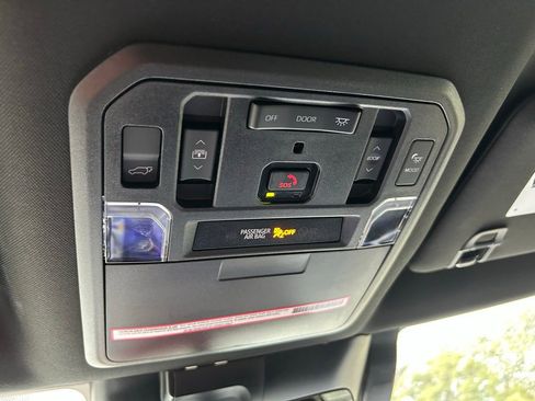 Used 2023 Toyota Sequoia Platinum image 31